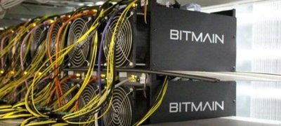 Mining farm operation with Goldshell miners